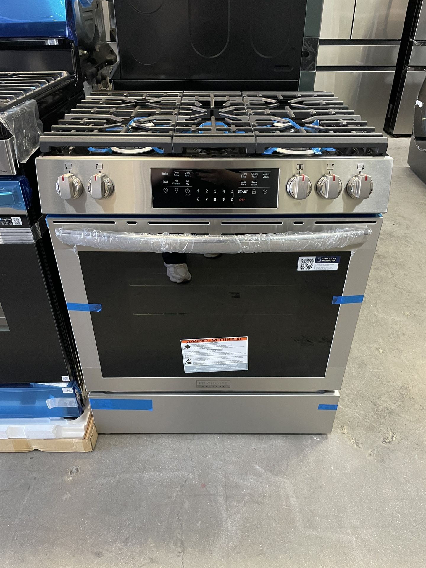 Frigidaire Gallery 30” Gas Slide In Range