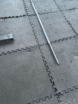 Barbell 1” hole w/ clamps 15lbs