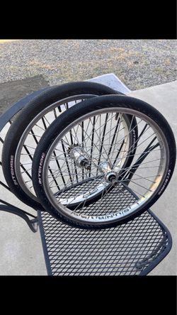 20” SUN RIMS/FREE AGENT WHEELS