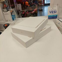 Macbook Air M2 Chip 13.6 Inch Open Box On Cash Deal  $749. You Can Also Finance With $50 Down