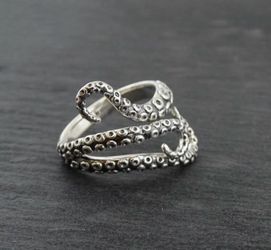 Adjustable Stainless Steel Octopus Tentacle Ring