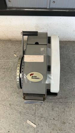 Tape dispenser