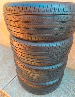 Set Of 4  255/45R20