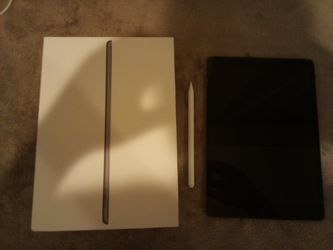 10th Gen iPad With ipencil