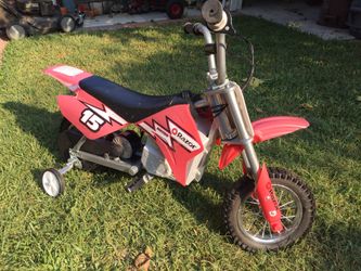Razor electric dirt 2024 bike training wheels