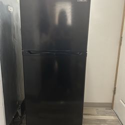 Black Refrigerator for Sale – Like New
