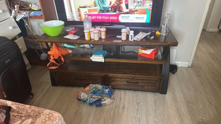 Tv stand