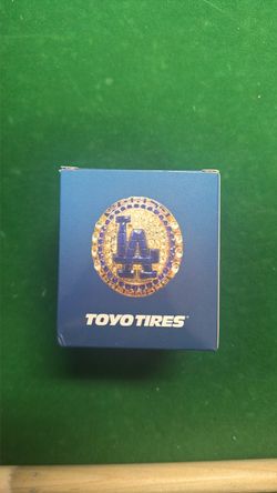 LA Dodgers World Series Championship Ring Replica