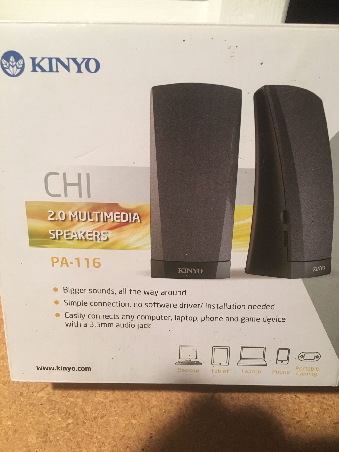 Computer speakers