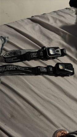 2 Headlamps