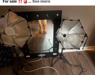Vanity and two studio lights
