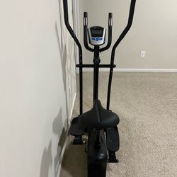 XTerra Hybrid Elliptical Trainer Upright Bike