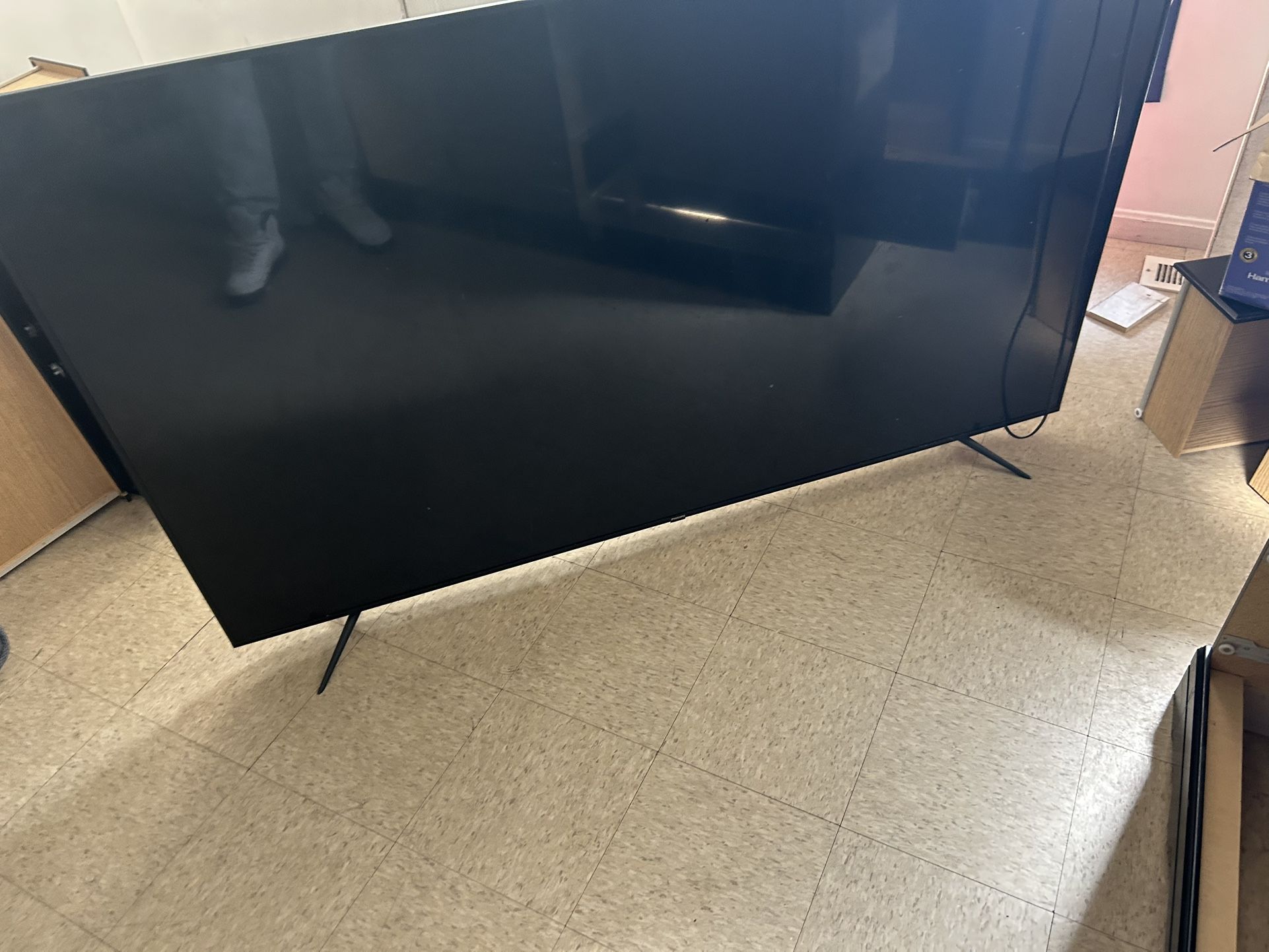 Phillips 75 Inch Tv