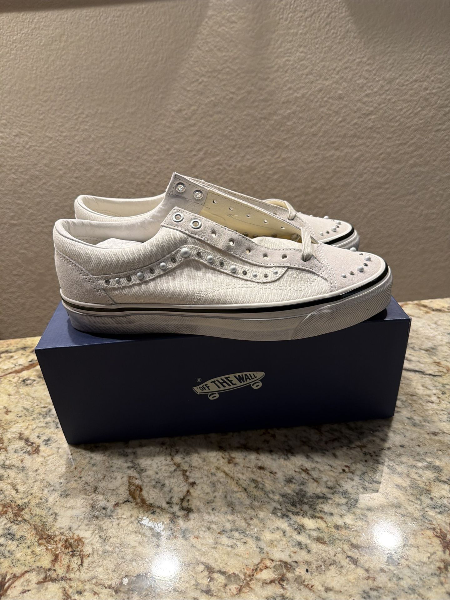 Vans OTW Old Skool 36 Pearlized Pack Marshmallow VN000E8VCCZ Men’s Size 11.5 Brand New