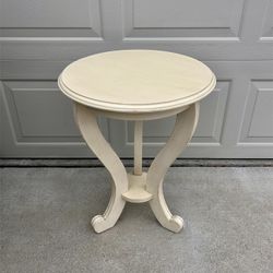 Round Side Table w/ Distressed Finish 