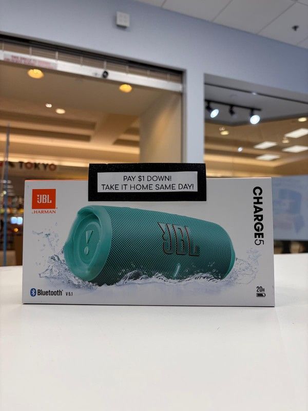 JBL Charge 5 Bluetooth Speaker New 