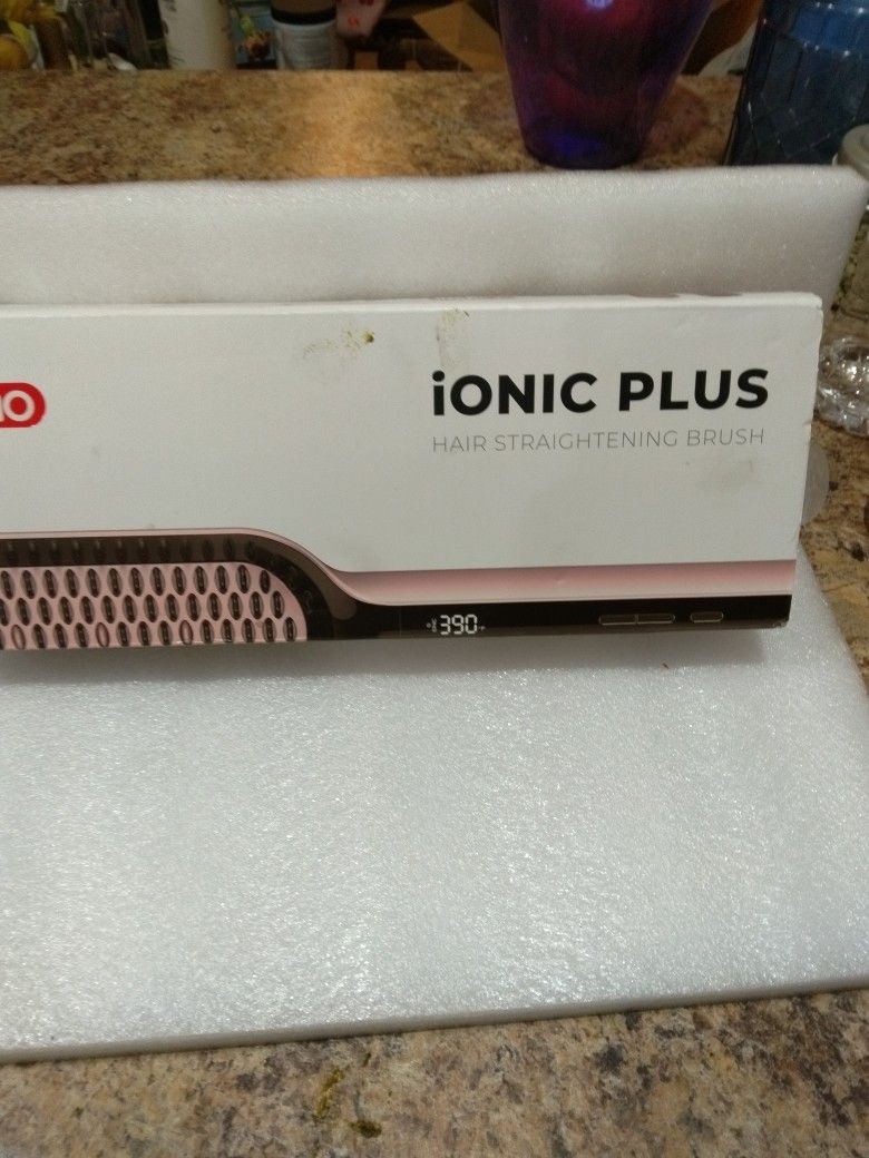 TYMO Ionic Plus Hair Straightening Brush