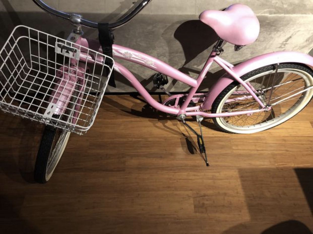 Pink cruiser bike __ still available**