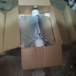 Magnum Xxxl 8" Grow Light. With Sun Shield. 