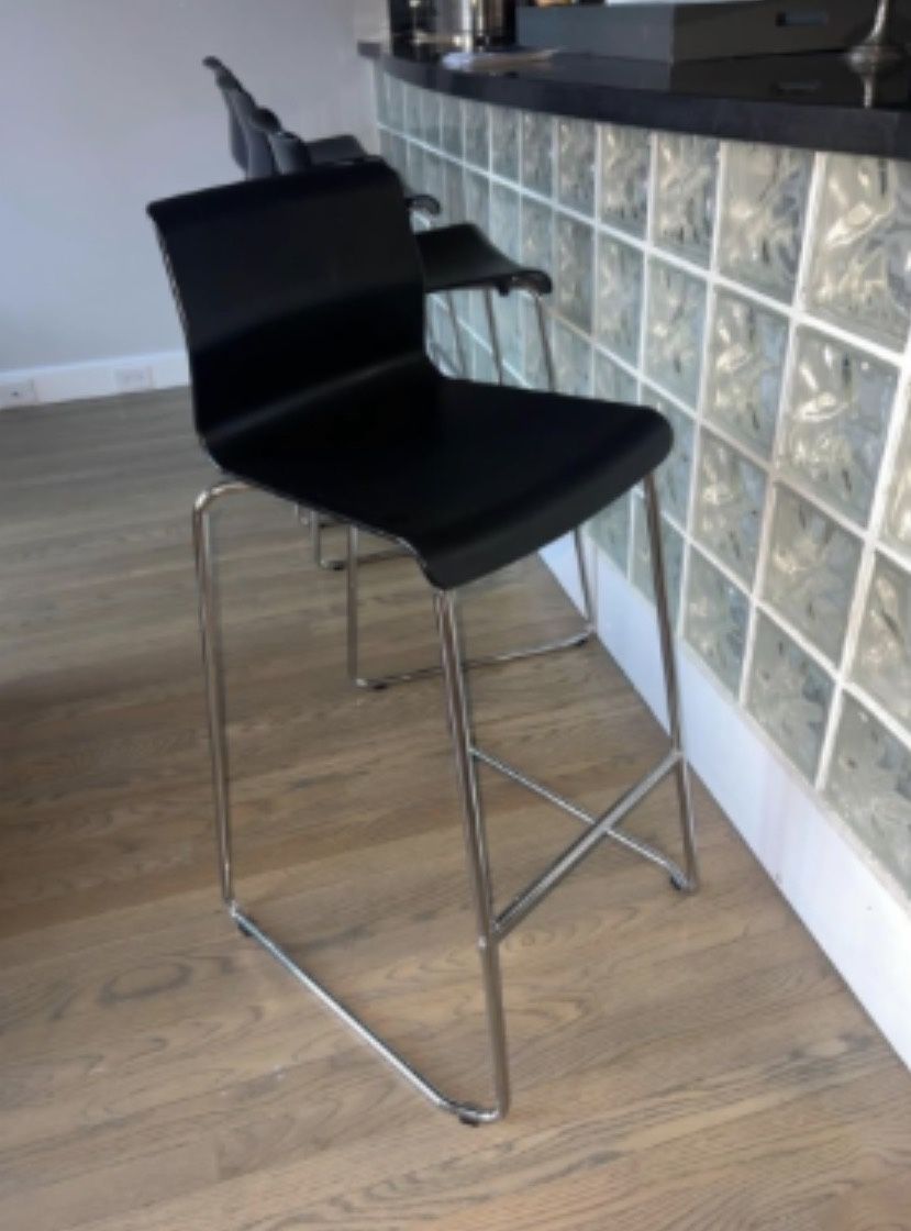 2 Ikea Glenn Bar Stools Black