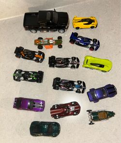 14 hot wheels toy cars,