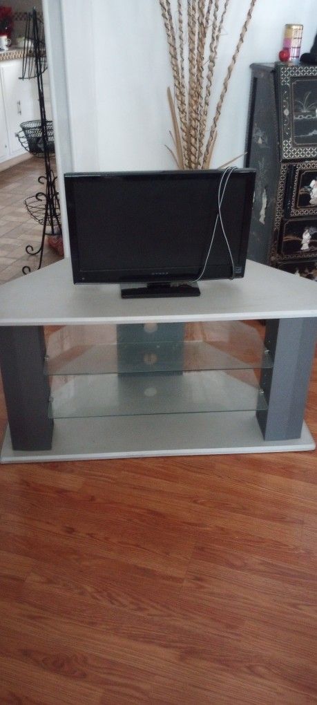 TV Table With Glass Shelves