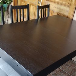 Comedor de 4  Sillas 