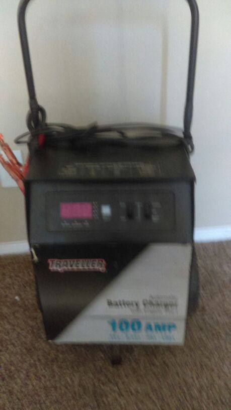 Traveller battery charger 100 AMP for Sale in Dallas, TX - OfferUp