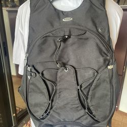 PreOwned Tumi T3 Ducati Series Moto Backpack Style 6482STE 17.5”-23.25”-15”