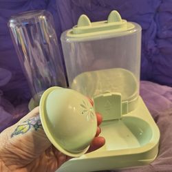 Small Animal water and food dish