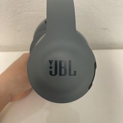JBL Everest 700 Headphone