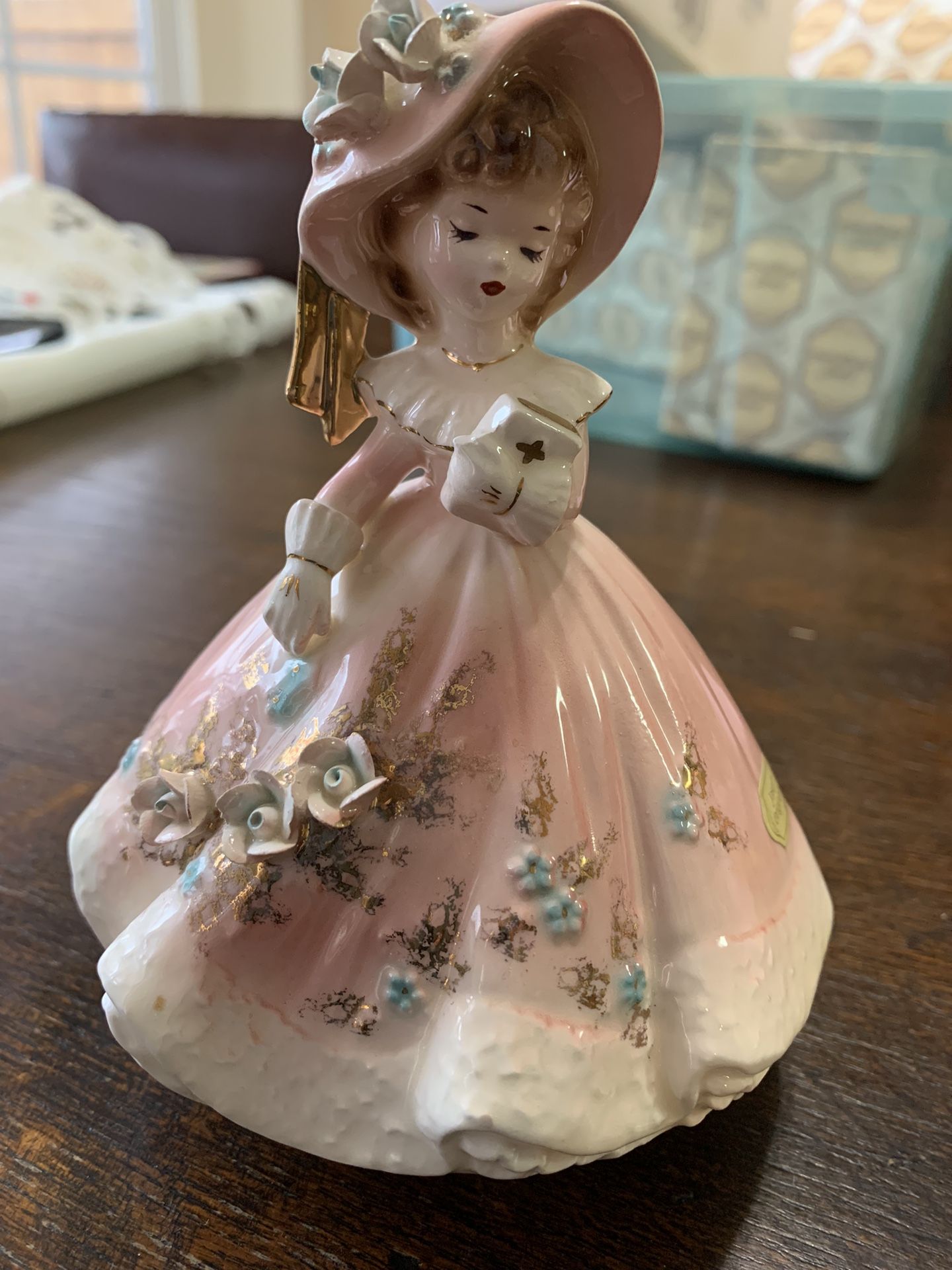 VINTAGE Yosef Originals ‘Amazing Grace’ Figurine