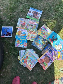 Lot of kid’s  vintage books. 40+