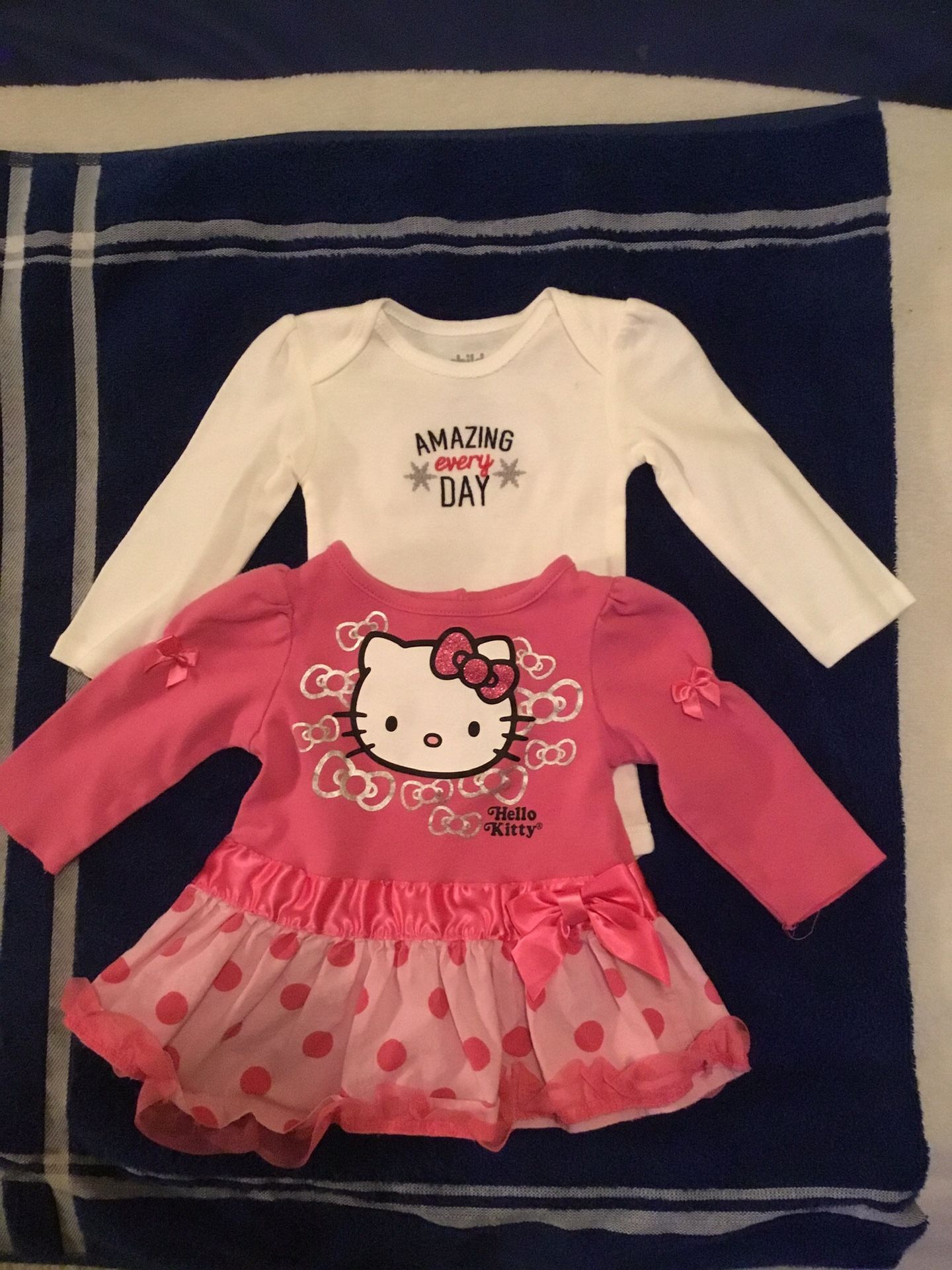 5 pieces little girl clothes(3-6 months)