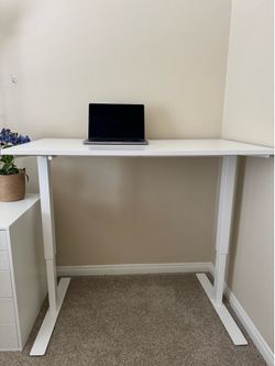 Desk - sit/stand
