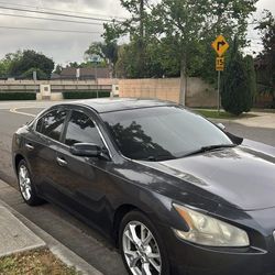 2012 Nissan Maxima