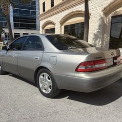 2000 Lexus ES 300