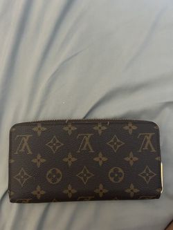Louis Vuitton Women’s Wallet