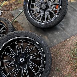 Set If Tis547 Bm Rims With Tires 