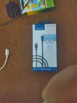 Insignia USB Port