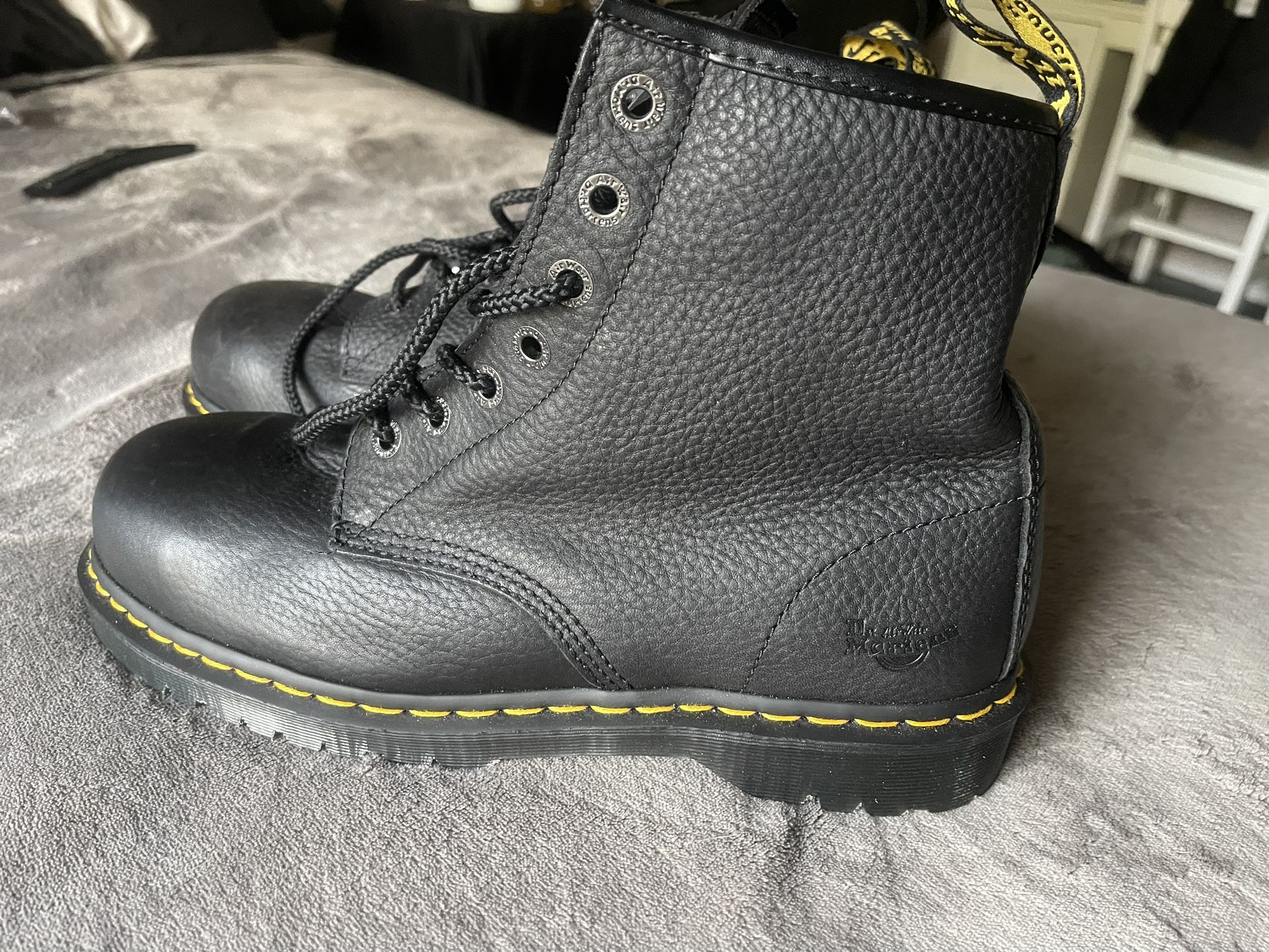 Dr. Martens STEEL TOE WORK BOOTS SZ12