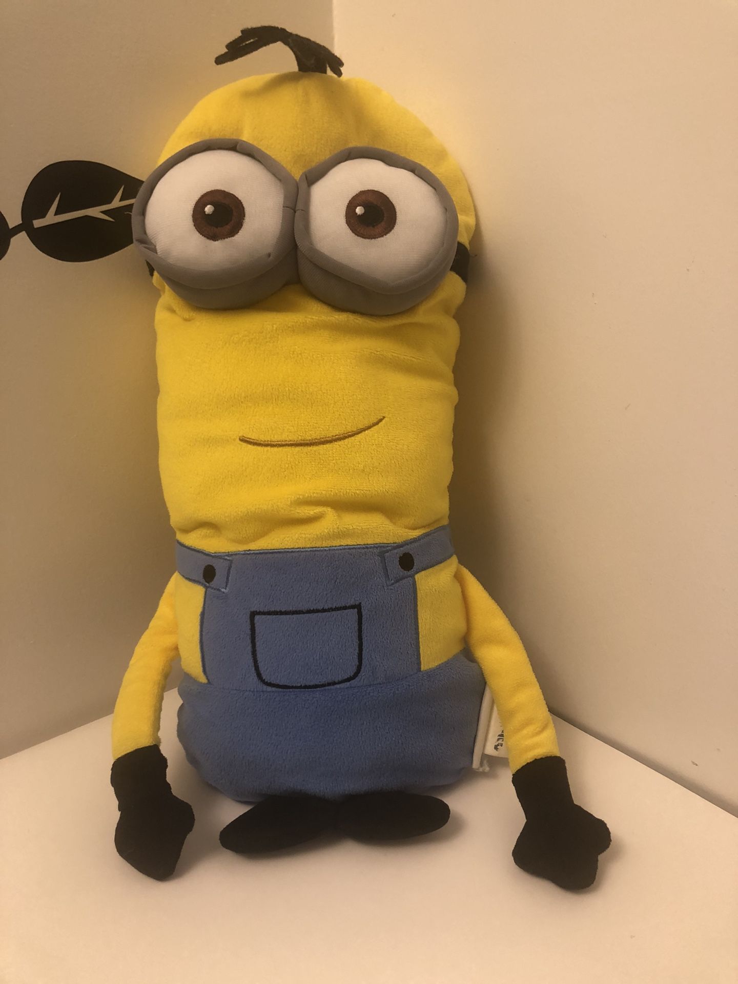 despicable me minion kevin toy