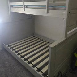 Twin Over Full Size Bunk Beds
