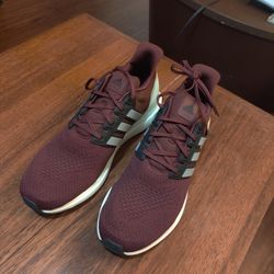 $10 adidas U Bounce Dna Size 12 Worn Once