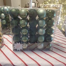 Shatter Proof Ornaments