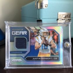 2020 Justin Herbert Panini Prizm Rookie Gear RC Jersey Patch HOLO