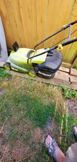 Free Sunjoe Cordless Mower