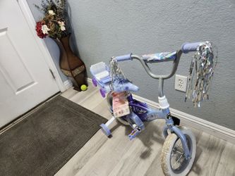 Huffy Bike frozen Kids Girl 12 new Ready to ride good condition