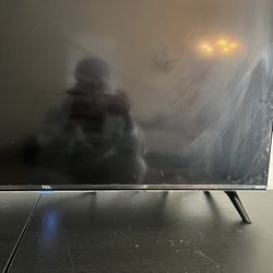 43’ Inch TCL•Roku Tv
