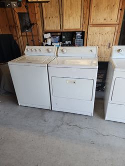 Whirlpool Washer And Gas Dryer Set Heavy Duty Super Capacity Plus Working Perfect Located In Perris